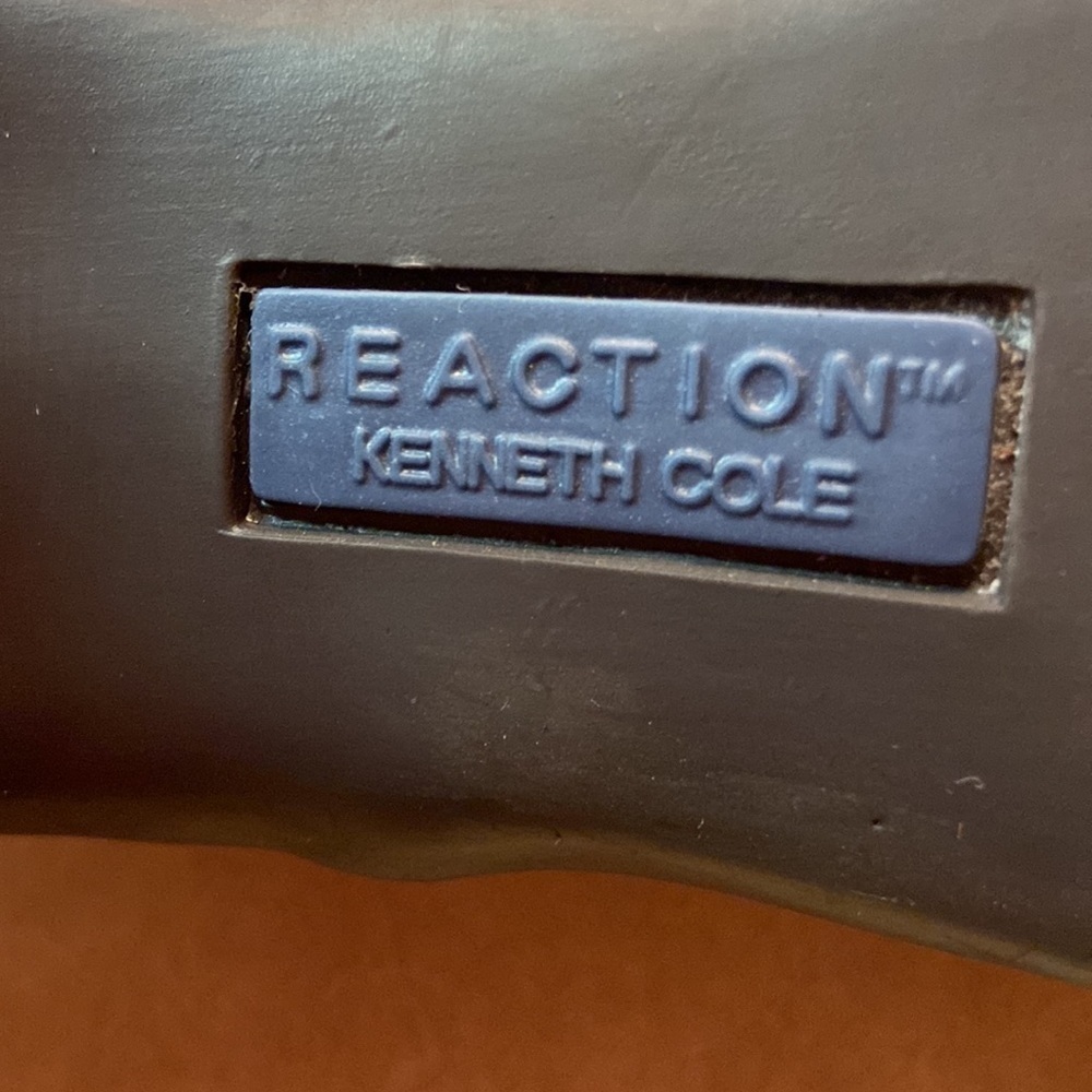 Reaction Kenneth Cole Brown Pointed Toe Heel 2.5” Ankle Bootie - Picture 5 of 14